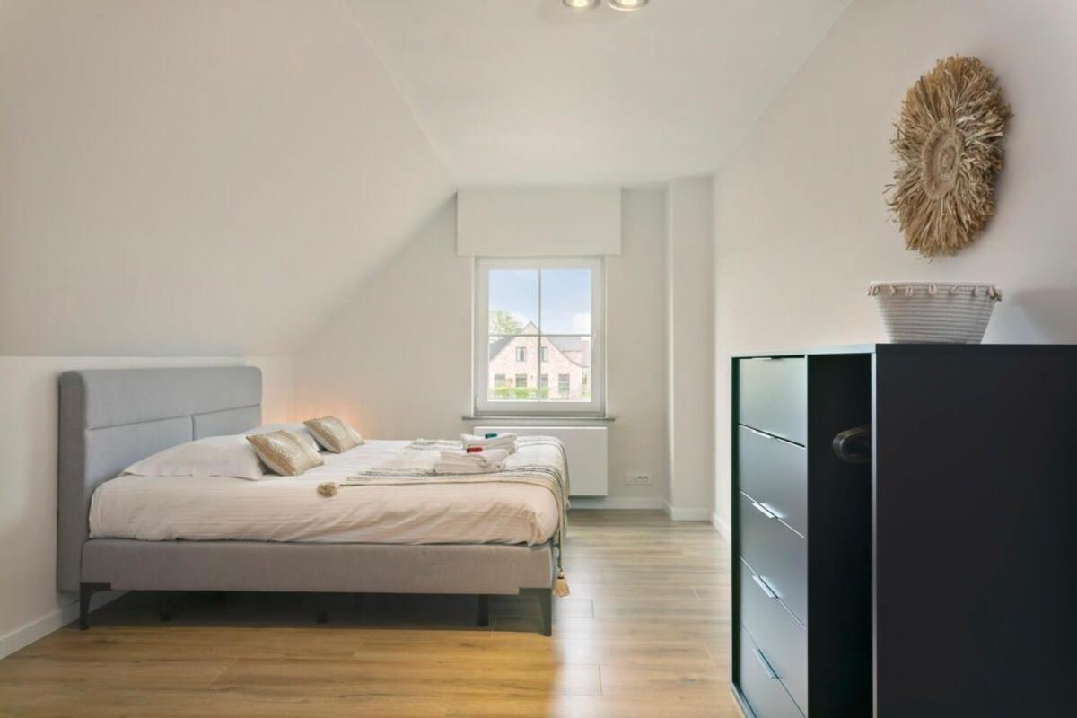 Huswell - Family House With A Beautiful View In Damme Villa Brugge Bagian luar foto